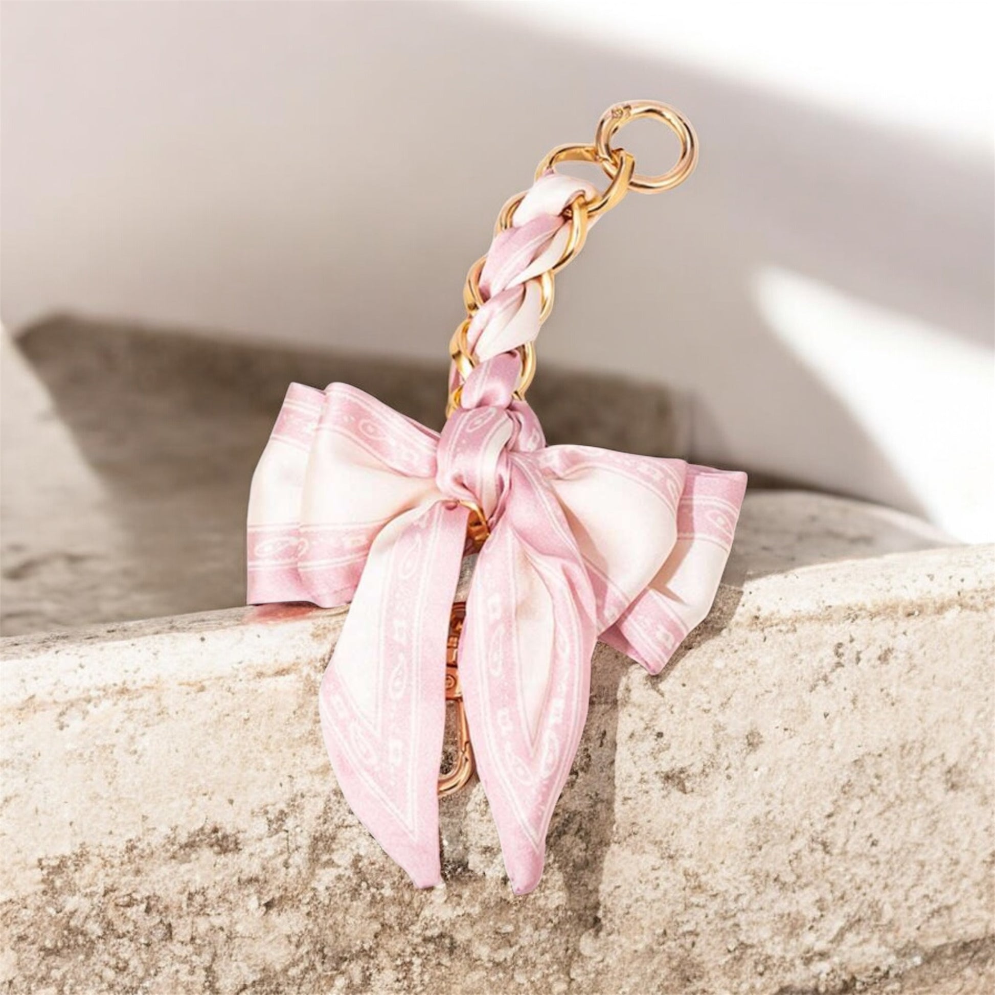 Cozy Twist Ribbon Charm