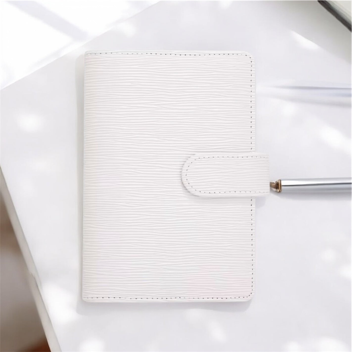 Khérie Textured Signature A6 Binder